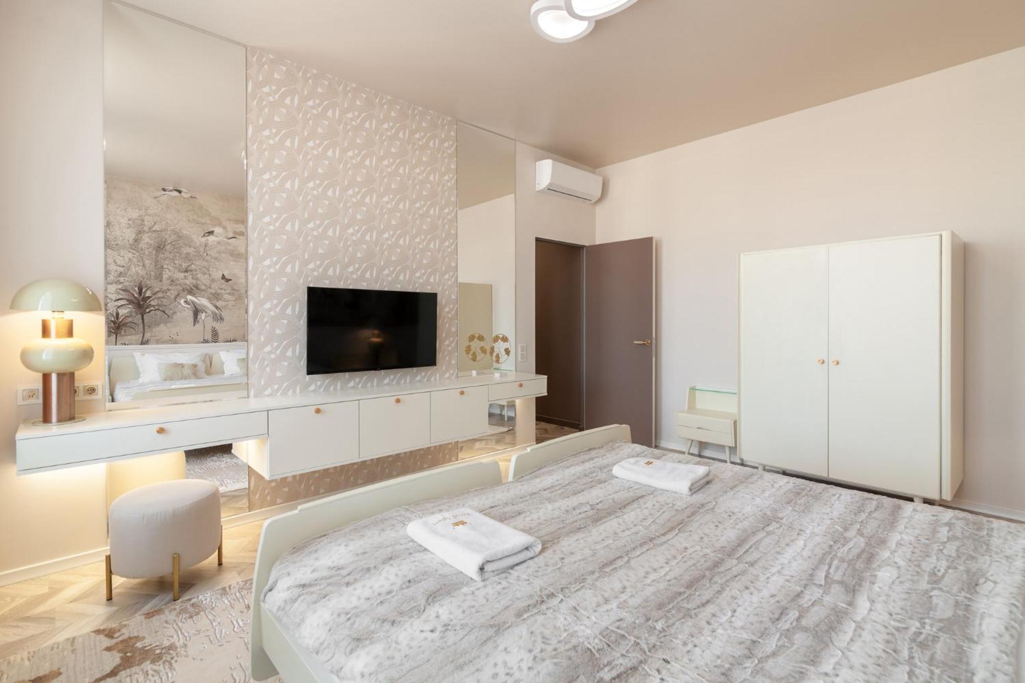 Royal Aparts Multi Lvov Exteriér fotografie
